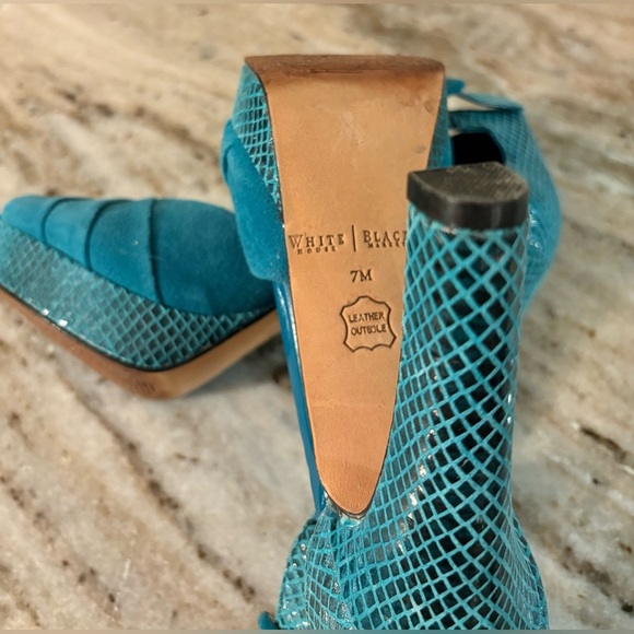 Beautiful Teal Heels from White House Black Market - Picture 3 of 3